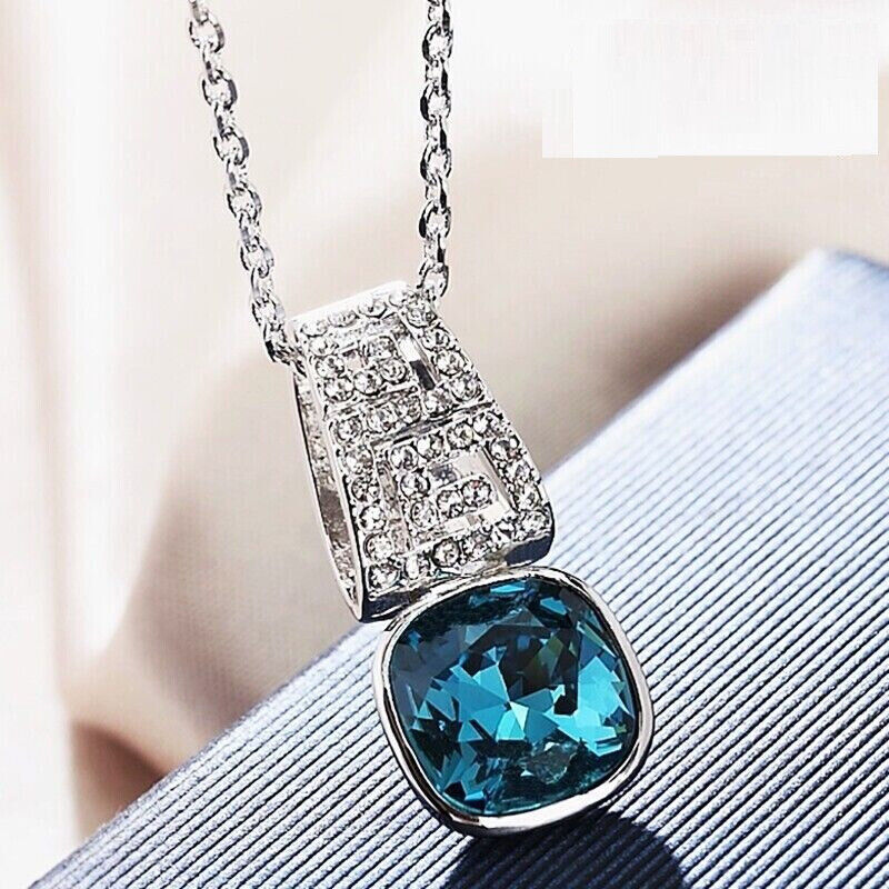 18K White Gold GP Lab Diamond Crystal Cushion Cut Pattern Teal Pendent