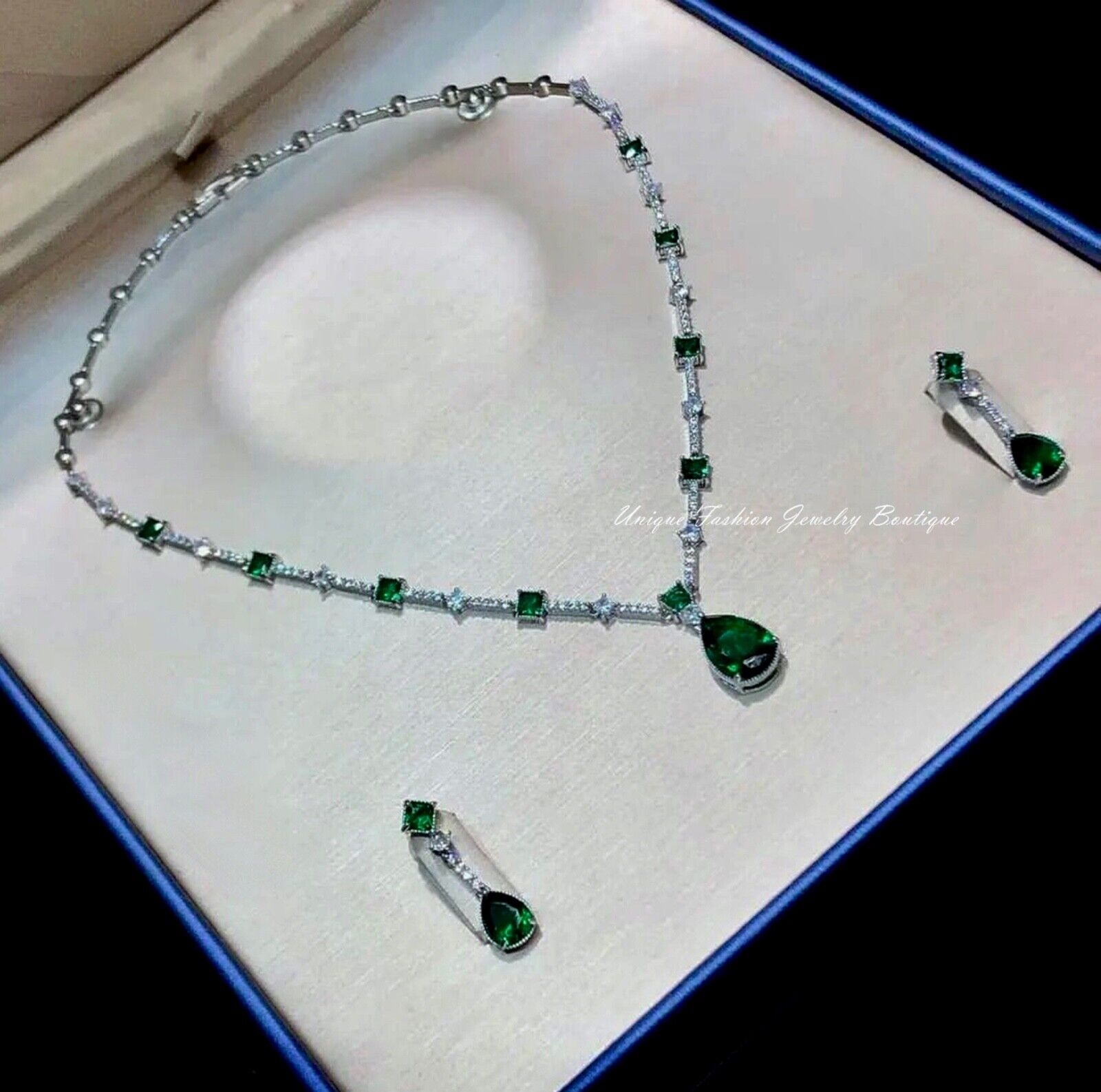 18k Platinum Filled Lab Green Emerald Necklace Earrings Set Gorgeous