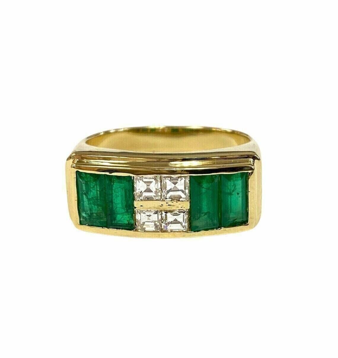 2.50CT Emerald Cut Emerald Diamond Men 'Ring 14K Yellow Gold Finish